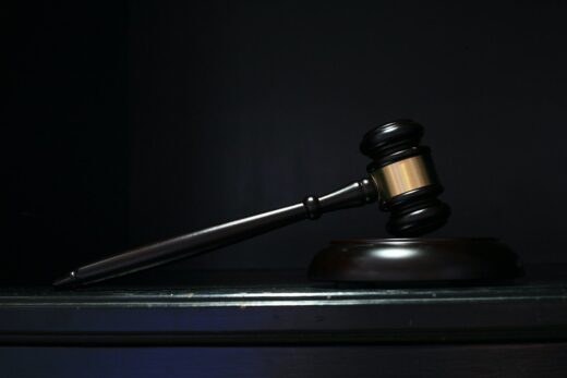 Auteur ou victime de violences volontaires : Que dit la loi ?
